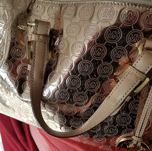 Various - Picture 2 of 4